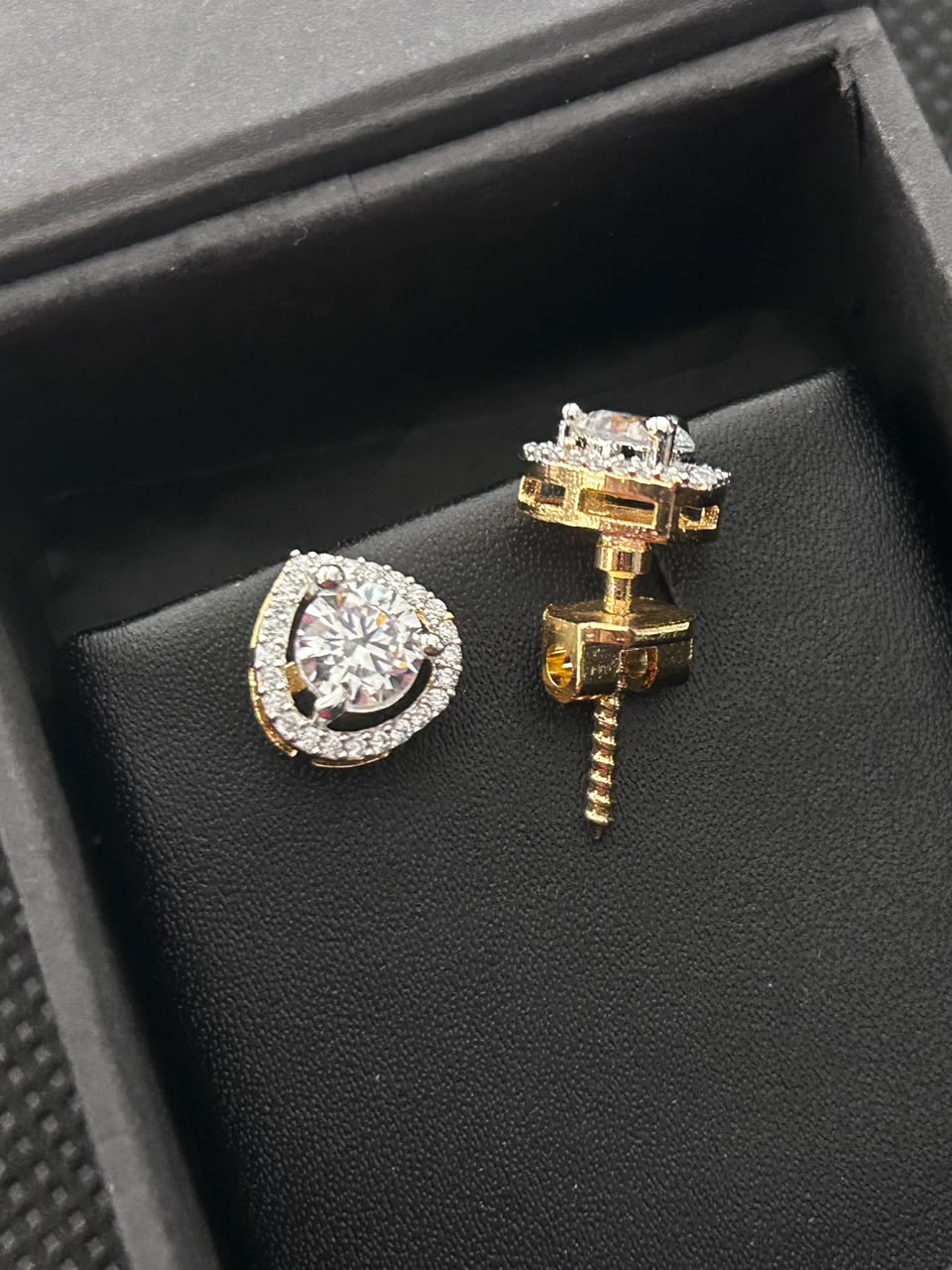 Vamika Teardrop Screw Back Studs Earrings