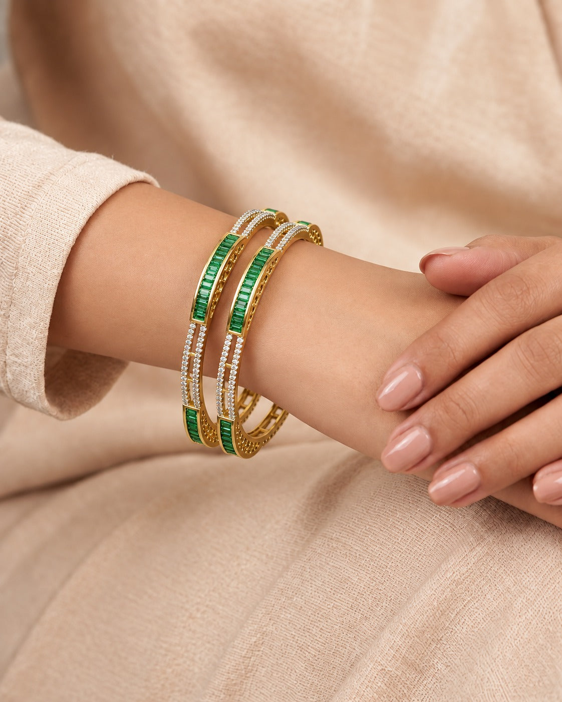 Averina Baguette Wave Bangle Set