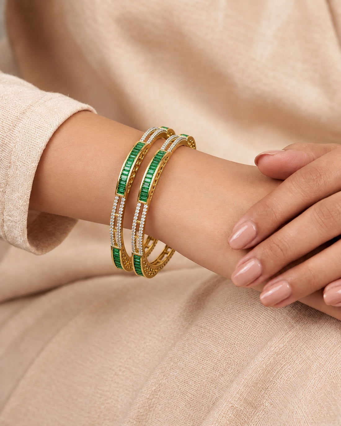 Averina Baguette Wave Bangle Set