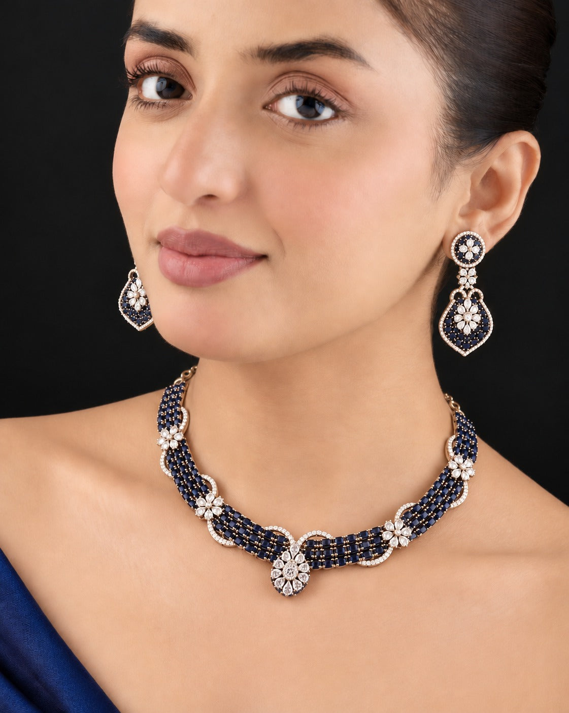 Aarvika Floral Luxe Diamond-Look Necklace Set