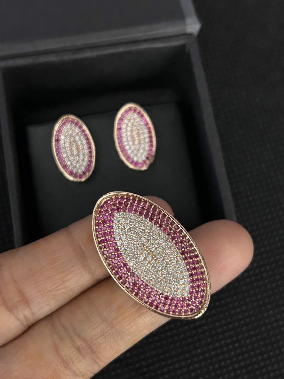 Elara Oval Pavé Pendant & Earrings