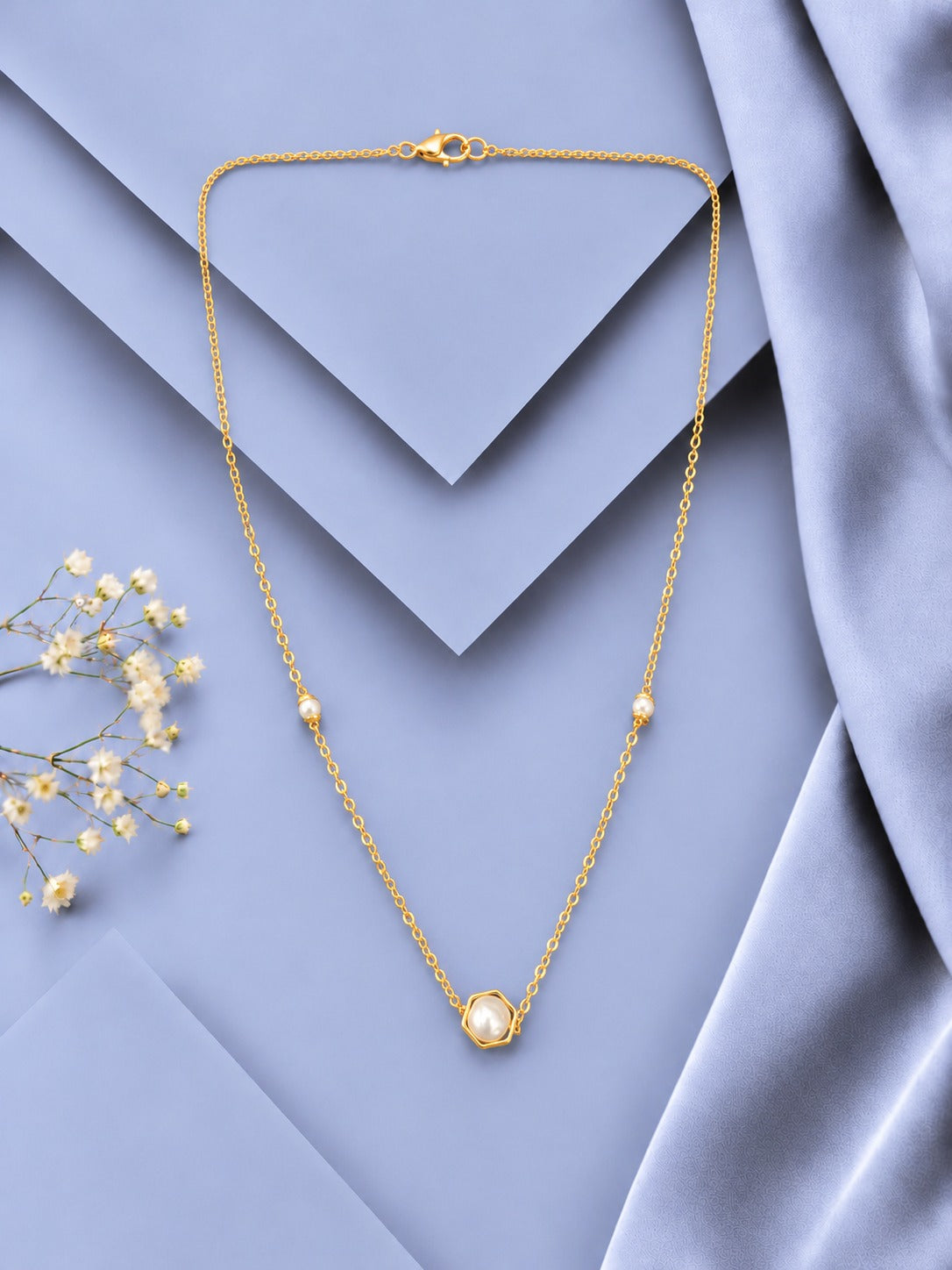Minimal Pearl Charm Chain