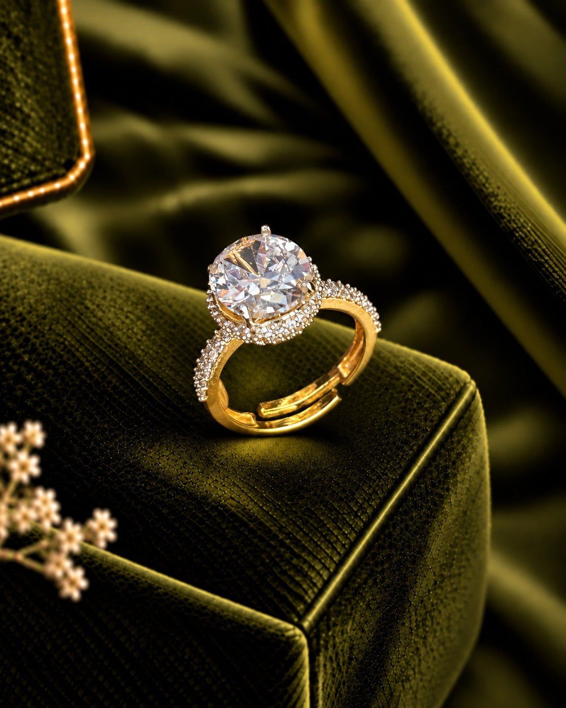 Virelle Oval Halo Adjustable Solitaire Ring