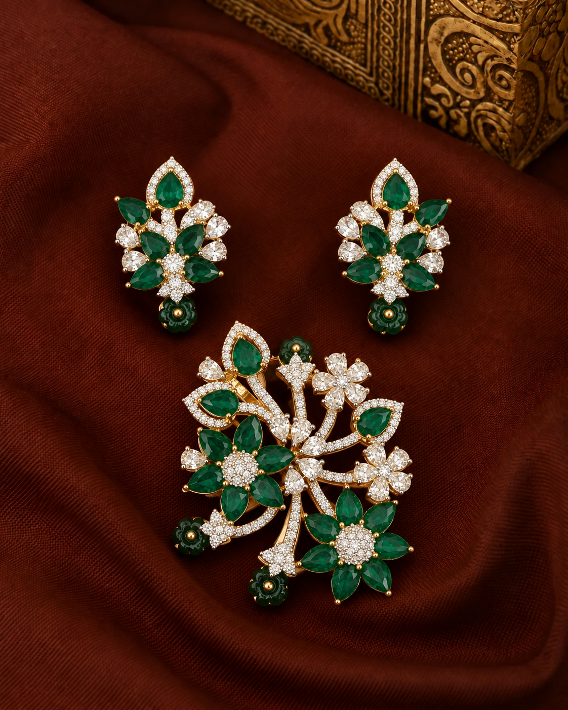 Aaranya Bloom Floral Pendant Set
