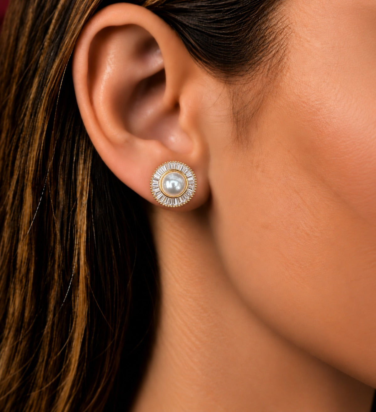 Solid Pearl Halo Stud Earrings