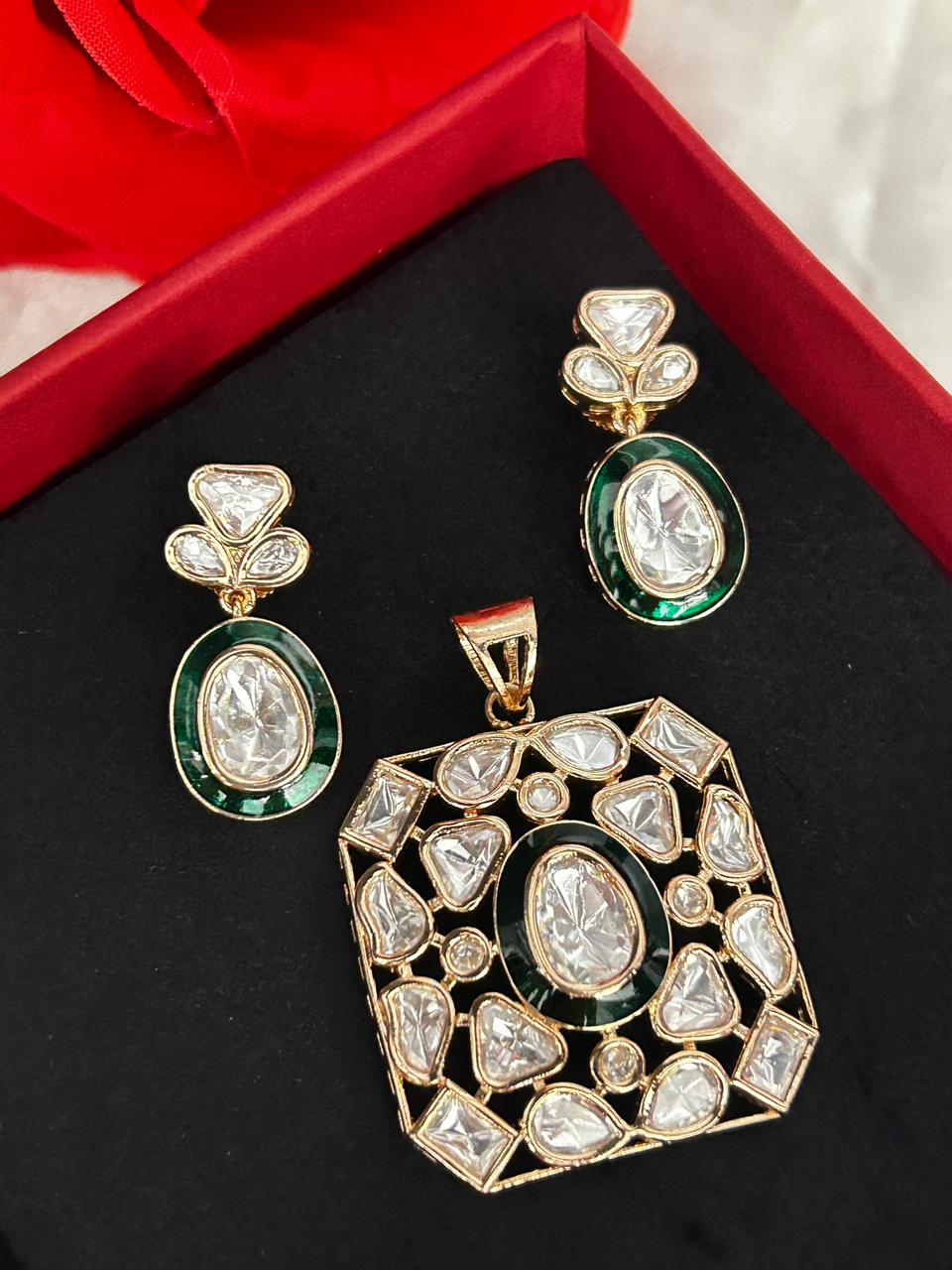 Neelanjali Moissanite Royale Pendant Set