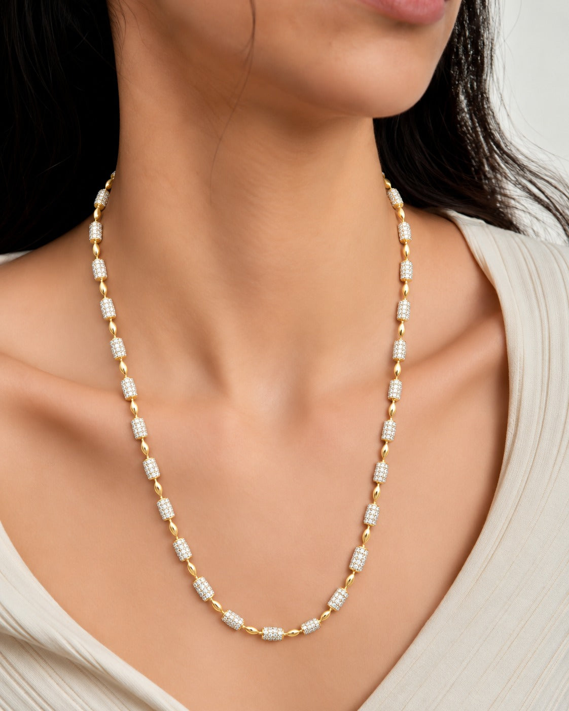 Elvara Gold-Tone Diamond-Look Barrel Bead Chain