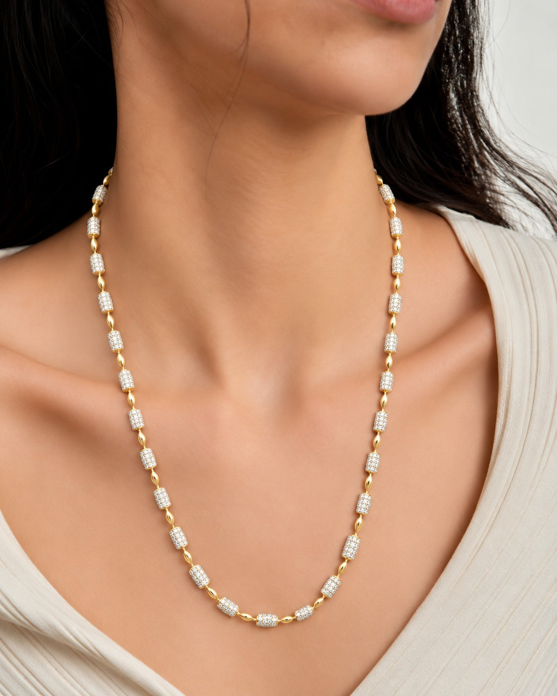 Elvara Gold-Tone Diamond-Look Barrel Bead Chain