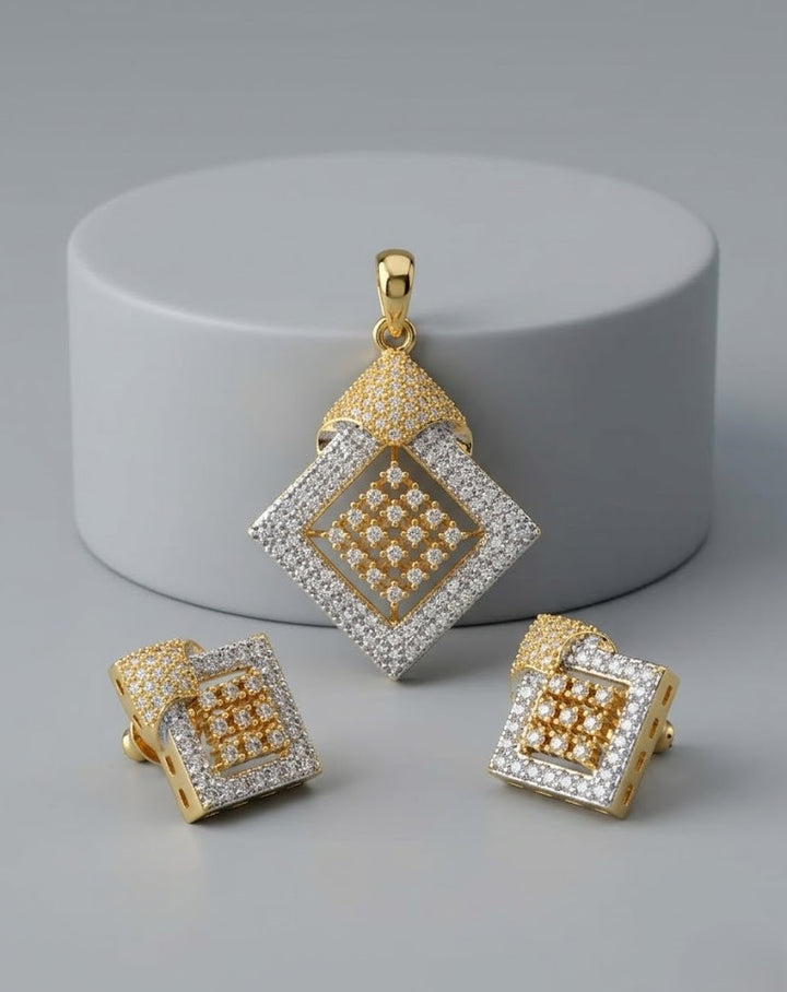 Svarna Prism Pendant Set