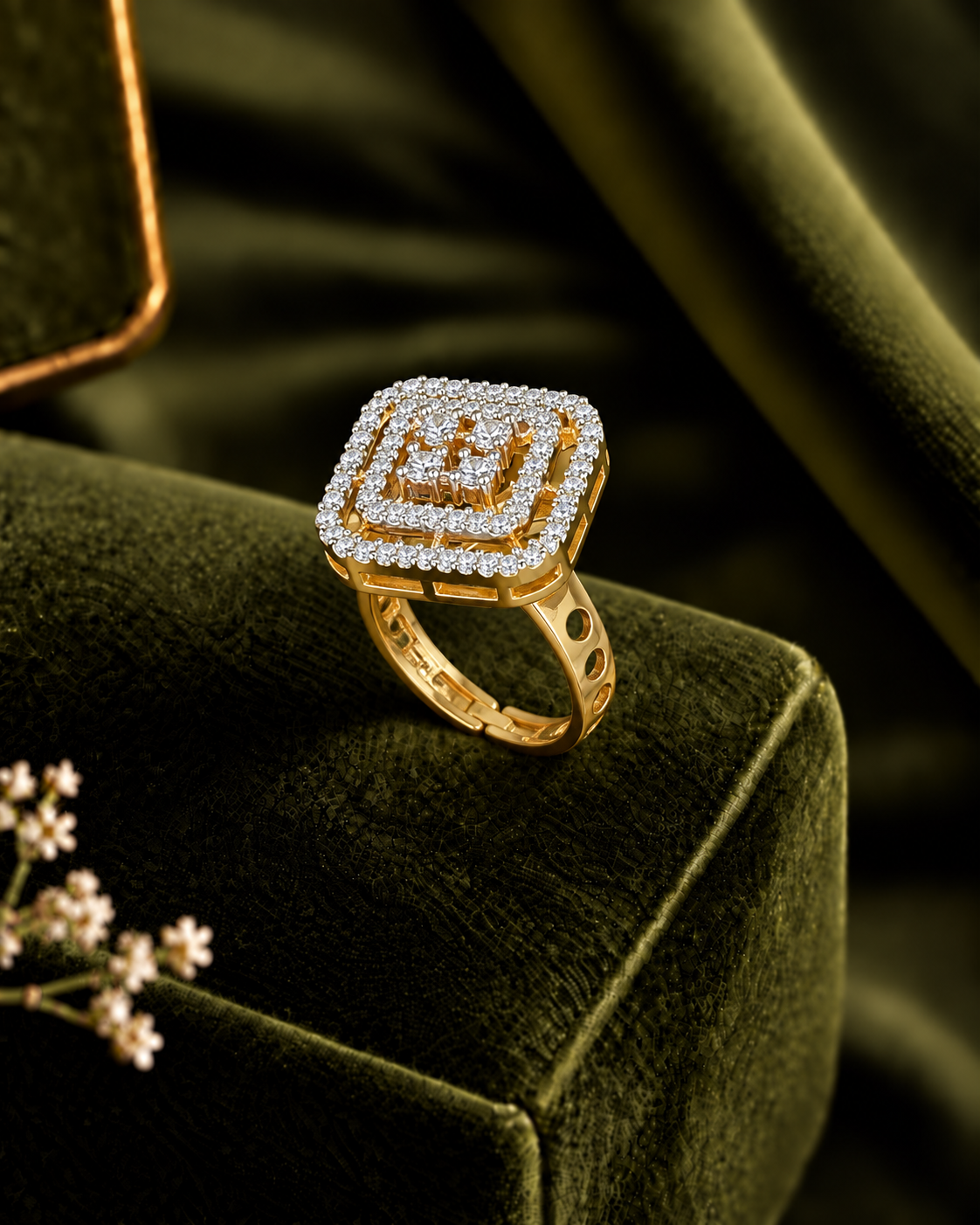 Rivana Geometric Halo Adjustable Ring