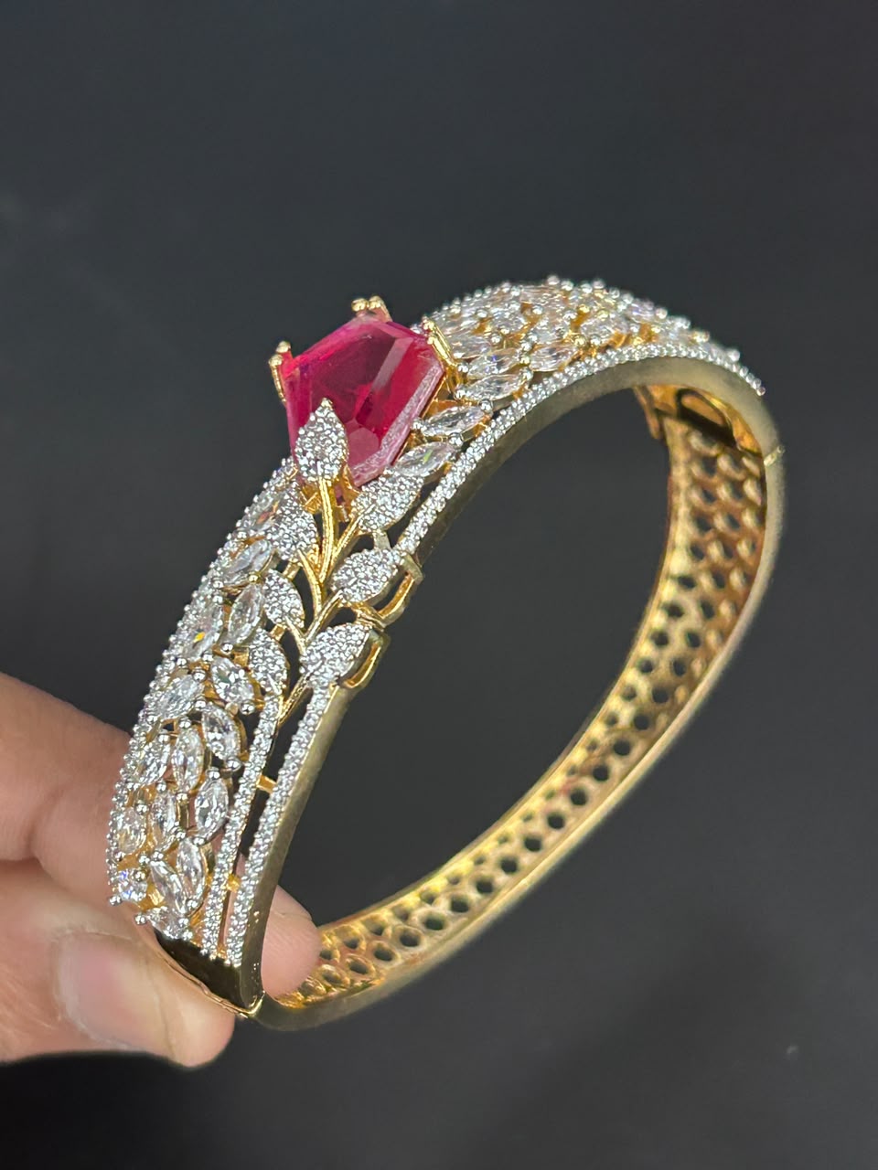 Seraphina Oval Openable Statement Bracelet – Blue, Green & Ruby | Fits 2.4 & 2.6