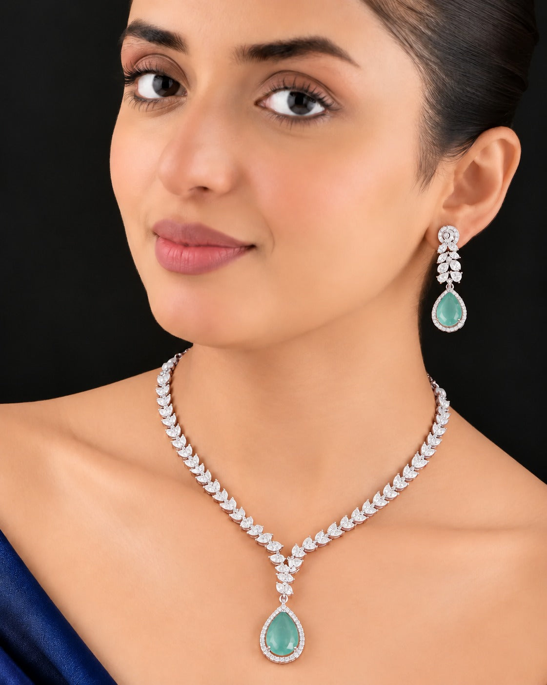 Changeable Teardrop Stone Necklace Set
