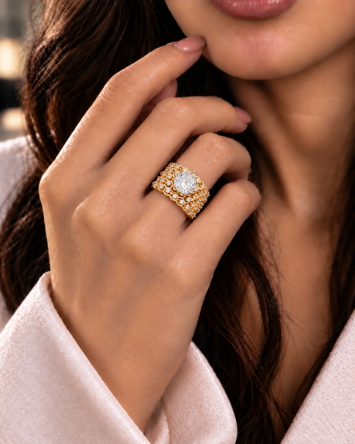 Aarvi Regal Solitaire Adjustable Ring