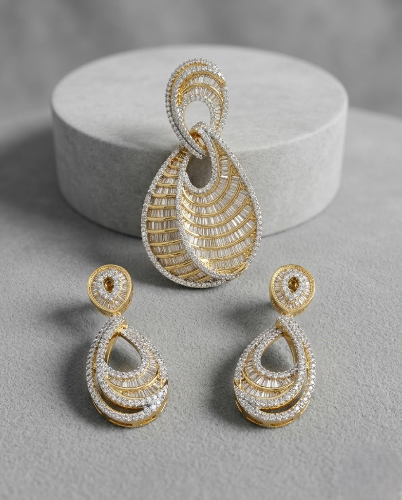 Ruhani Veena Silver Tone Diamond Look Pendant Set